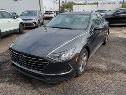 Used 2023 Hyundai Sonata SE w/ Preferred Accessory Package