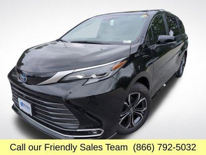 New 2025 Toyota Sienna Platinum