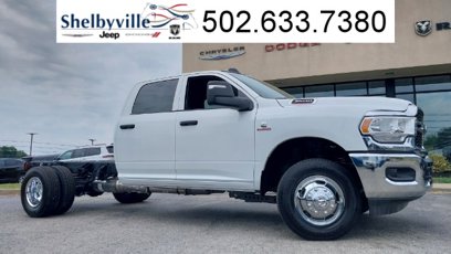 New 2024 RAM 3500 Tradesman w/ Chrome Appearance Group