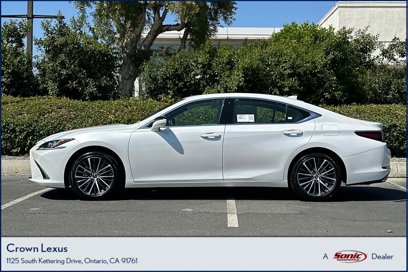 New 2025 Lexus ES 350 w/ Premium Package