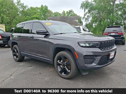 Used 2023 Jeep Grand Cherokee Altitude