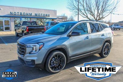 Used 2024 GMC Terrain SLE