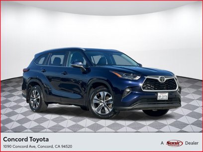 Used 2024 Toyota Highlander XLE