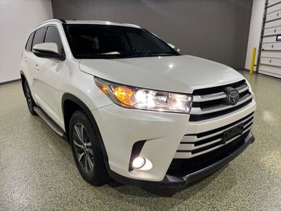 Used 2017 Toyota Highlander XLE