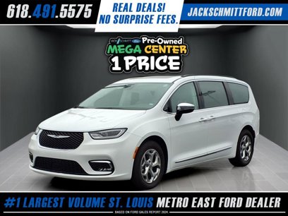 Used 2023 Chrysler Pacifica Limited