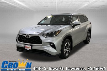 Used 2023 Toyota Highlander XLE