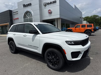 New 2025 Jeep Grand Cherokee Altitude