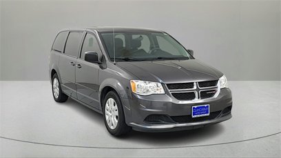 Used 2017 Dodge Grand Caravan SE w/ Power Window Group