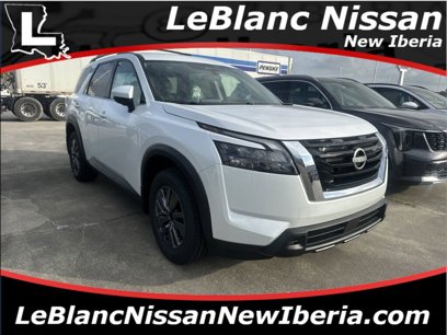 New 2025 Nissan Pathfinder SV
