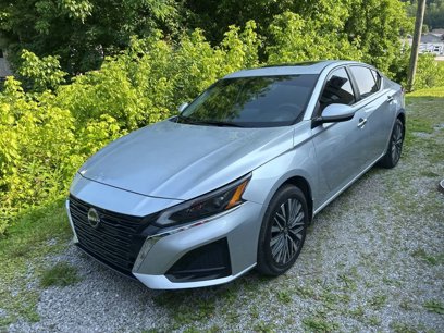 Used 2023 Nissan Altima 2.5 SV w/ SV Premium Package