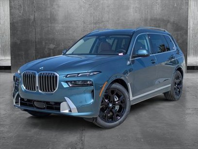 New 2025 BMW X7 xDrive40i w/ Premium Package