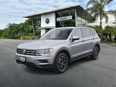 Used 2021 Volkswagen Tiguan SE w/ Panoramic Sunroof Package