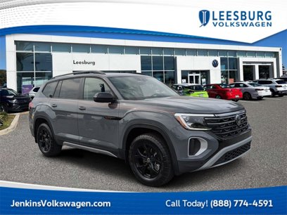 New 2025 Volkswagen Atlas Peak Edition SE