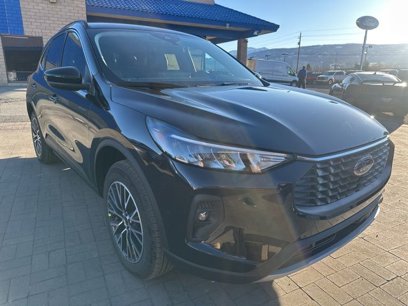 New 2025 Ford Escape SE