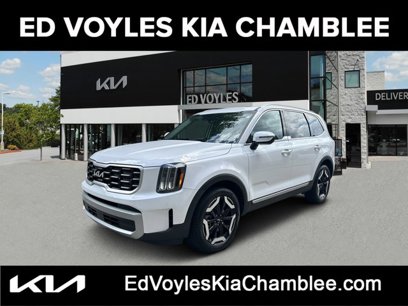 Used 2023 Kia Telluride S w/ S Sunroof Package