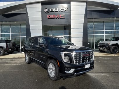 New 2025 GMC Yukon XL Denali w/ Sun & Power Step Package