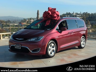 Used 2017 Chrysler Pacifica Touring-L Plus w/ Advanced Safetytec Group