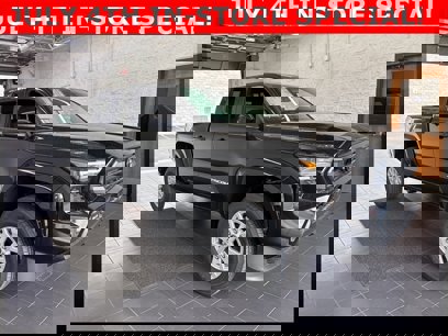 New 2025 Toyota Tacoma SR5