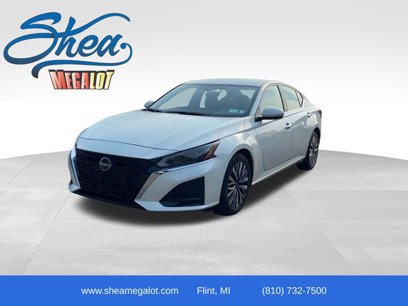 Used 2023 Nissan Altima 2.5 SV