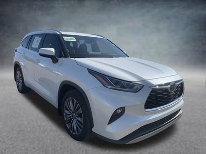 Used 2021 Toyota Highlander Platinum