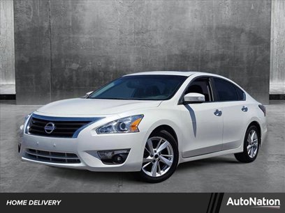Used 2015 Nissan Altima 2.5 SV w/ Convenience Package