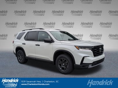New 2025 Honda Pilot TrailSport