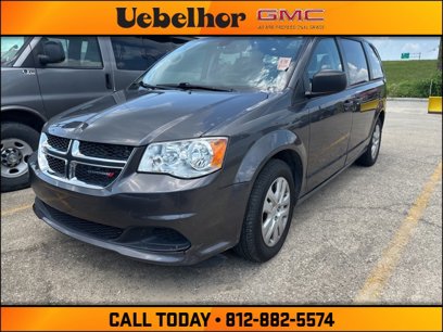 Used 2020 Dodge Grand Caravan SE w/ UConnect Hands-Free Group
