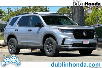 New 2025 Honda Pilot TrailSport