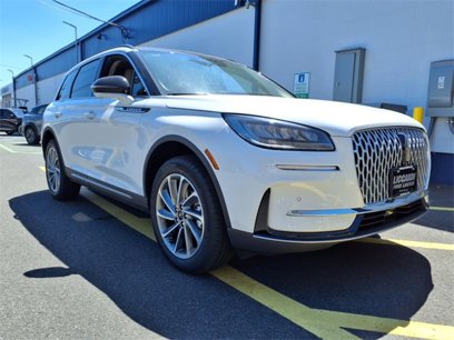 New 2025 Lincoln Corsair AWD w/ Equipment Group 101A