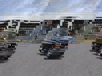 New 2025 GMC Savana 2500 LT w/ LT Preferred Equipment Group