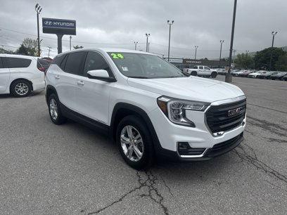 Used 2024 GMC Terrain SLE