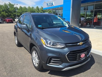 Used 2022 Chevrolet Trax LT w/ Premium Seat Package