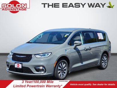 Used 2022 Chrysler Pacifica Touring-L