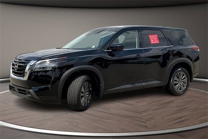 Certified 2025 Nissan Pathfinder S