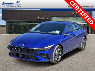 Used 2024 Hyundai Elantra SEL w/ Convenience Package