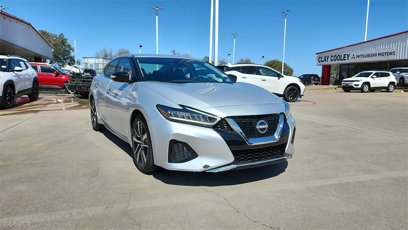 Used 2023 Nissan Maxima SV w/ Floor Mat Group