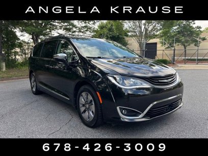 Used 2019 Chrysler Pacifica Limited w/ Advanced Safetytec Group