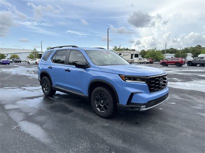 New 2025 Honda Pilot TrailSport