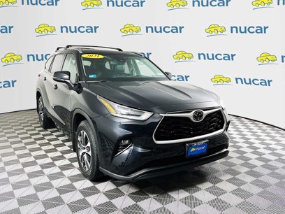 Used 2021 Toyota Highlander XLE