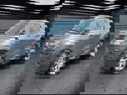 Certified 2019 Ford Explorer XLT w/ Equipment Group 202A