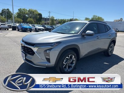 New 2025 Chevrolet Trax LT w/ LT Convenience Package