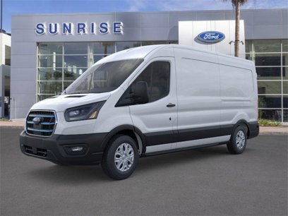 New 2025 Ford E-Transit 148 Medium Roof