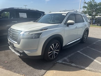 Certified 2023 Nissan Pathfinder Platinum