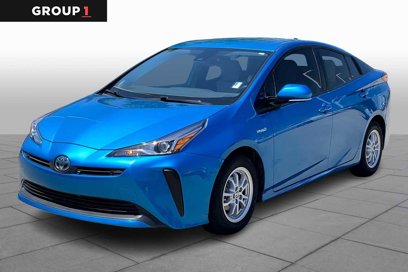 Used 2020 Toyota Prius LE