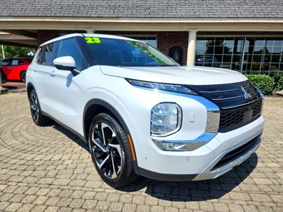 Used 2023 Mitsubishi Outlander SE