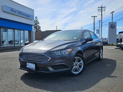 Used 2018 Ford Fusion SE w/ Fusion SE Technology Package