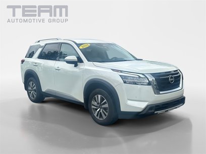 Used 2024 Nissan Pathfinder SL