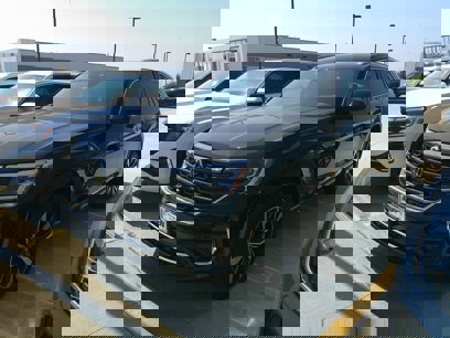 New 2024 Volkswagen Atlas Cross Sport SEL Premium R-Line