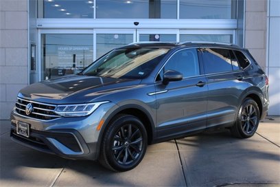 Certified 2024 Volkswagen Tiguan SE w/ Panoramic Sunroof Package