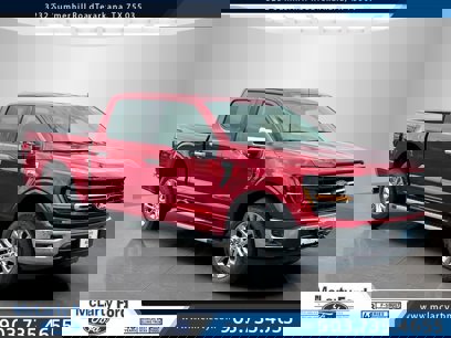New 2025 Ford F150 XLT w/ Equipment Group 302A MID